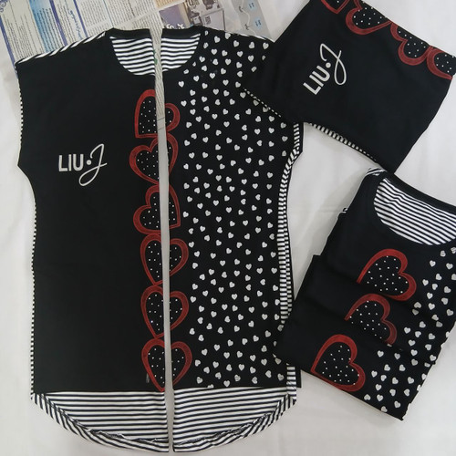 تاپ ،تاپ_مشکی ،پوشاک ،مینو ، مینو_پوشاک ،ارزانسرا ،تیشرت _پشت_راه_راه ،تاپ_ارزان،تیشرت