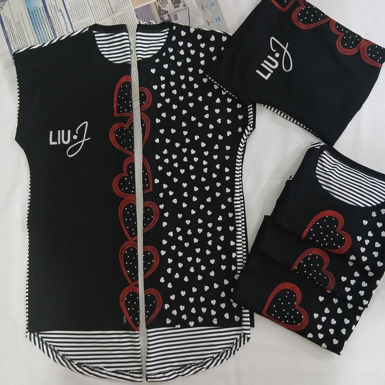 تاپ ،تاپ_مشکی ،پوشاک ،مینو ، مینو_پوشاک ،ارزانسرا ،تیشرت _پشت_راه_راه ،تاپ_ارزان،تیشرت